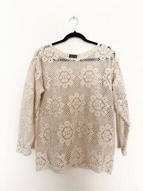 💛 vintage 90’s gold tinsel crochet floral sweater